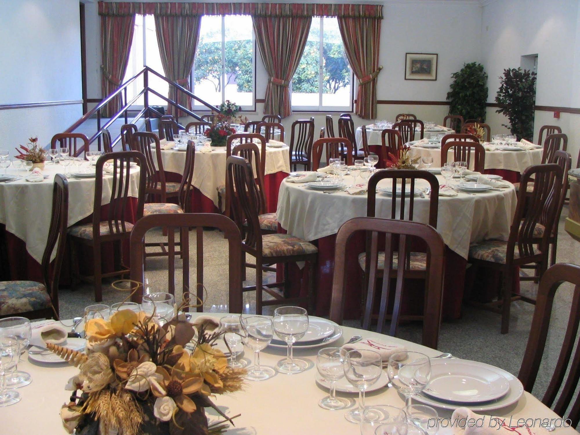 Hotel Comendador Bombarral Restaurang bild